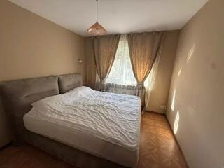  Appartement à louer 3 pièces 60 m²