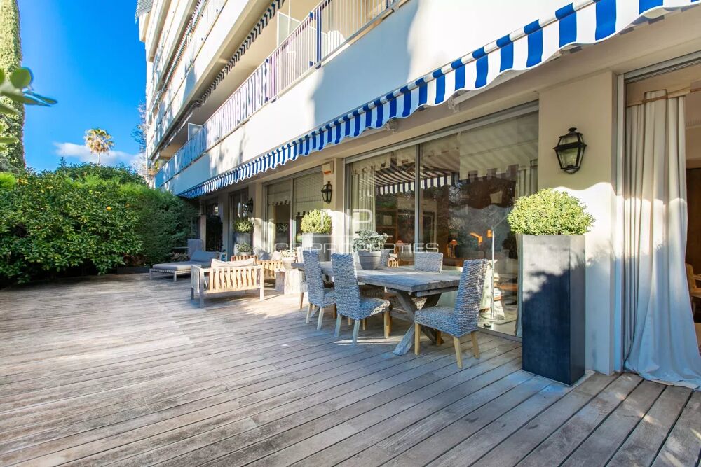 Vente Appartement Nice Cimiez, sublime 4-5 pièces de 171 m2 avec terrasse de 75 m2 Nice