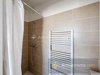  Appartement  louer 93 m