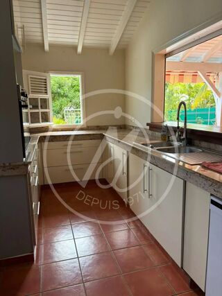  Maison à louer 4 pièces 147 m²