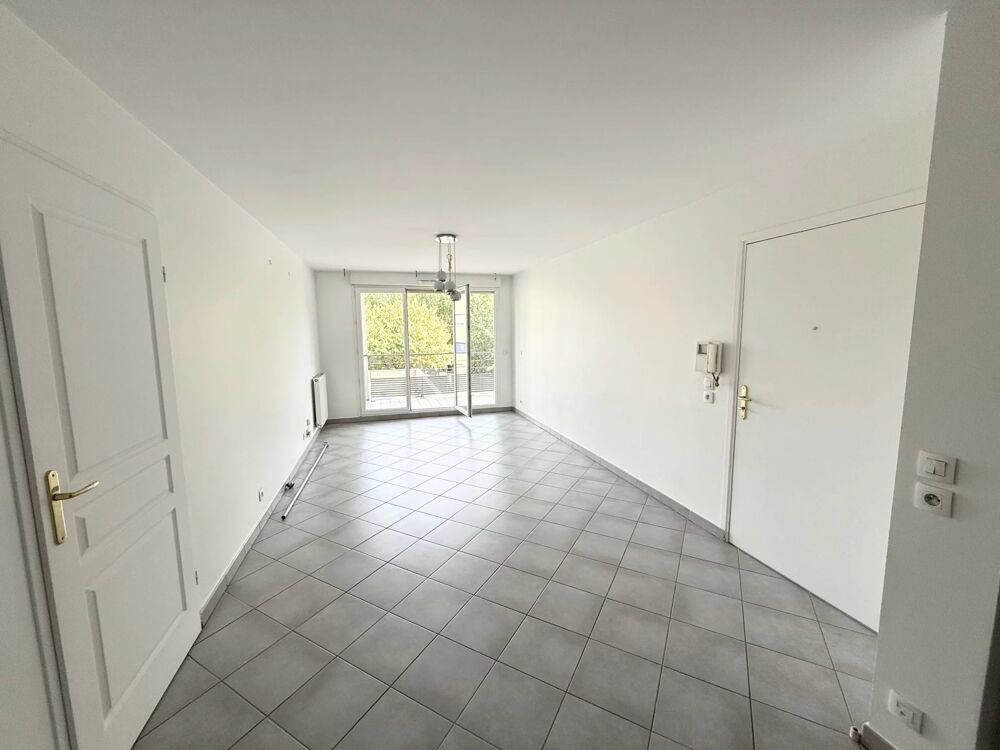 Location Appartement Grand T2 avec terrasse à Eybens Eybens