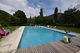  Maison � vendre 14 pi�ces 345 m�