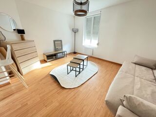  Appartement à louer 1 pièce 24 m²