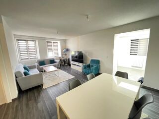  Appartement à louer 4 pièces 83 m²