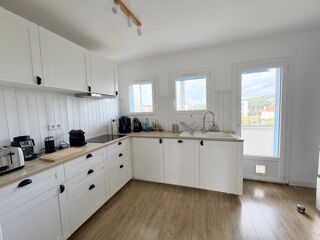  Appartement à louer 5 pièces 82 m²