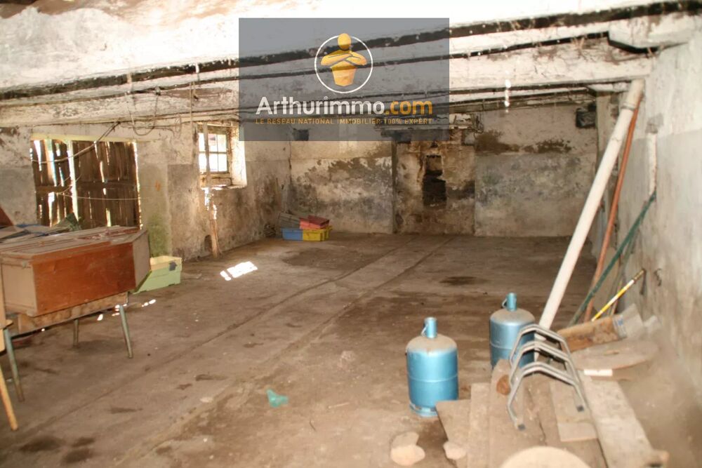 HELLEAN MAISON A RENOVER AVECTERR. 5 000 M²