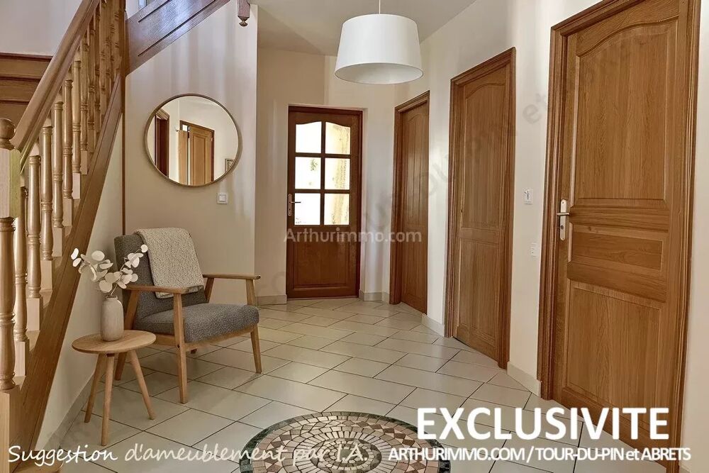 Vente Maison Villa sur immense sous-sol  avec piscine et pool house Bourgoin-jallieu