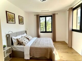  Maison à louer 4 pièces 167 m²