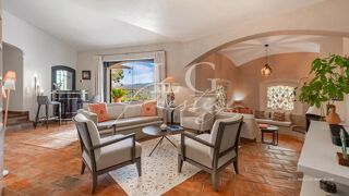  Villa à vendre 5 pièces 195 m²