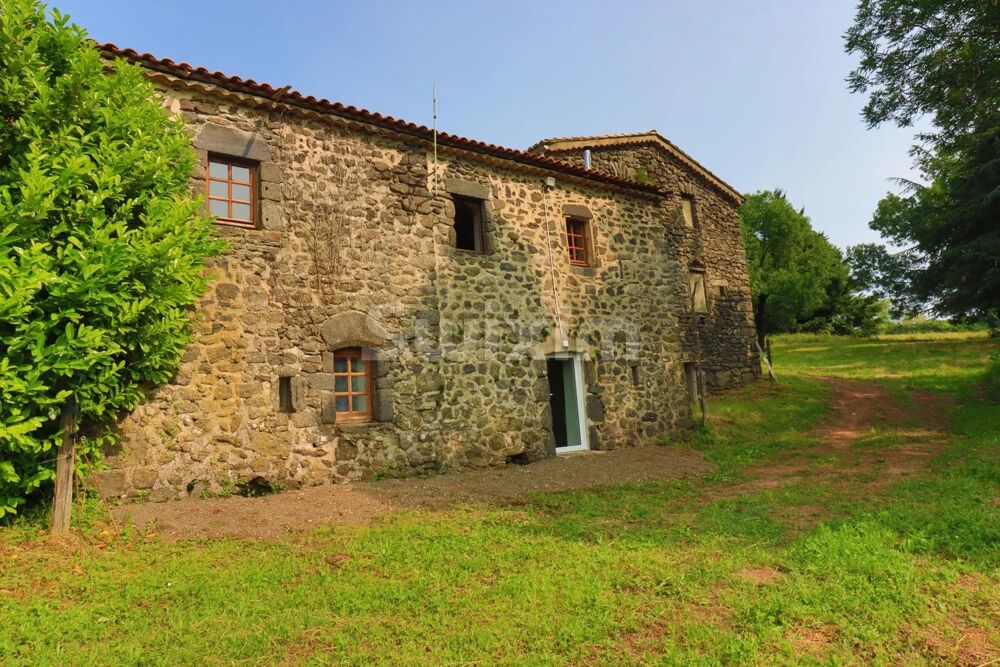  vendre  Maison Villeneuve-de-Berg (07170)