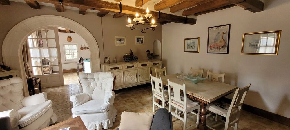 � vendre  Maison La Chartre-sur-le-Loir (72340)