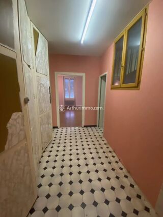  Immeuble à vendre 6 pièces 146 m²