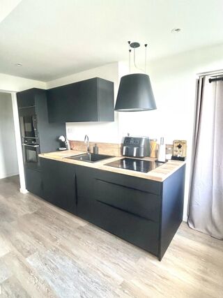  Appartement à louer 3 pièces 60 m²