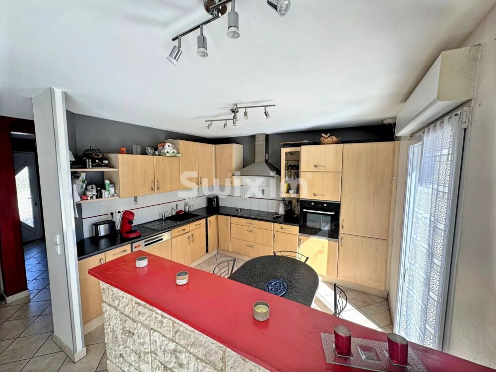Maison moderne de 130 m² avec piscine à Saint-Aubin
