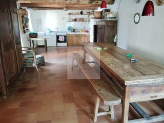  Maison � vendre 9 pi�ces 266 m�