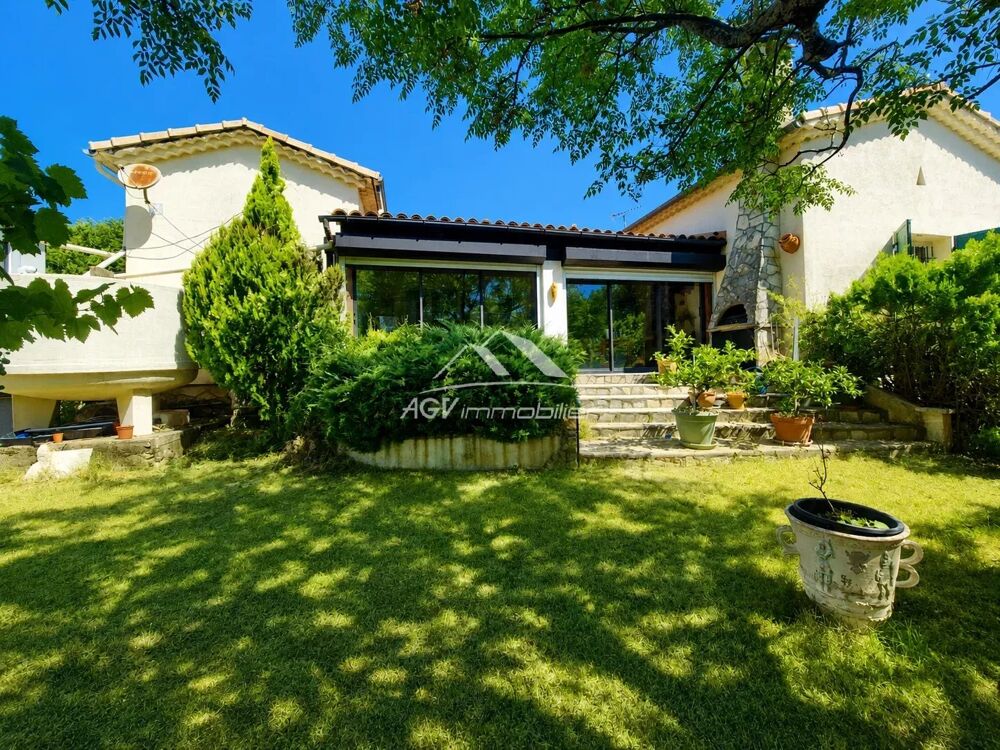 A Rousson, maison de 155 m² sur 1200 m² de terrain possibilité 5