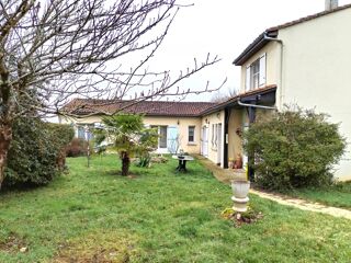  Maison  vendre 9 pices 201 m