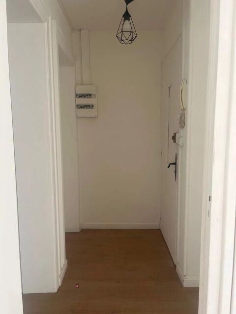   A LOUER Appartement - 3 pice(s) - 60 m