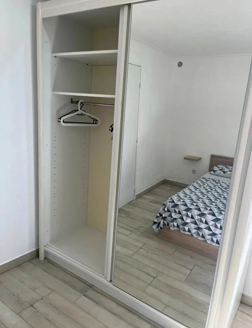 Location Appartement Deux pièces de 40m² à cagnes sur mer, charges comprises Cagnes-sur-mer
