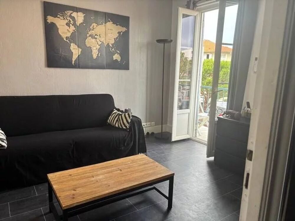 Location Appartement Charmant studio de 22m² avec balcon Juan-les-pins