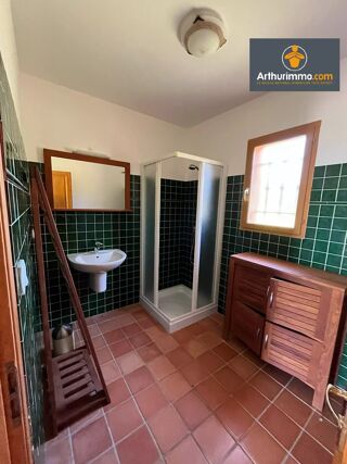  Maison à louer 5 pièces 180 m²