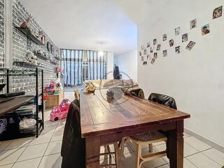  Immeuble � vendre 7 pi�ces 188 m�