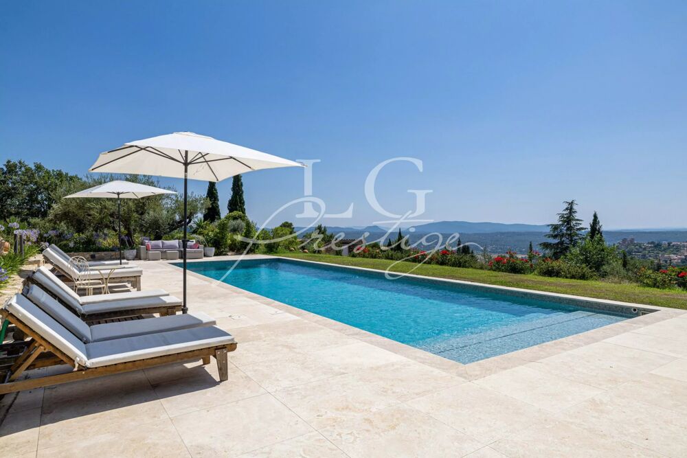 � vendre  Villa Tourrettes (83440)