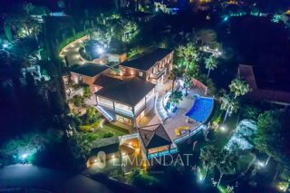  Villa � vendre 8 pi�ces 318 m�