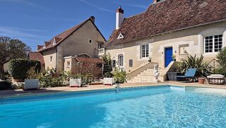  Maison à vendre 15 + pièces 438 m²