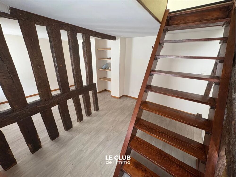 APPARTEMENT TYPE DEUX DUPLEX