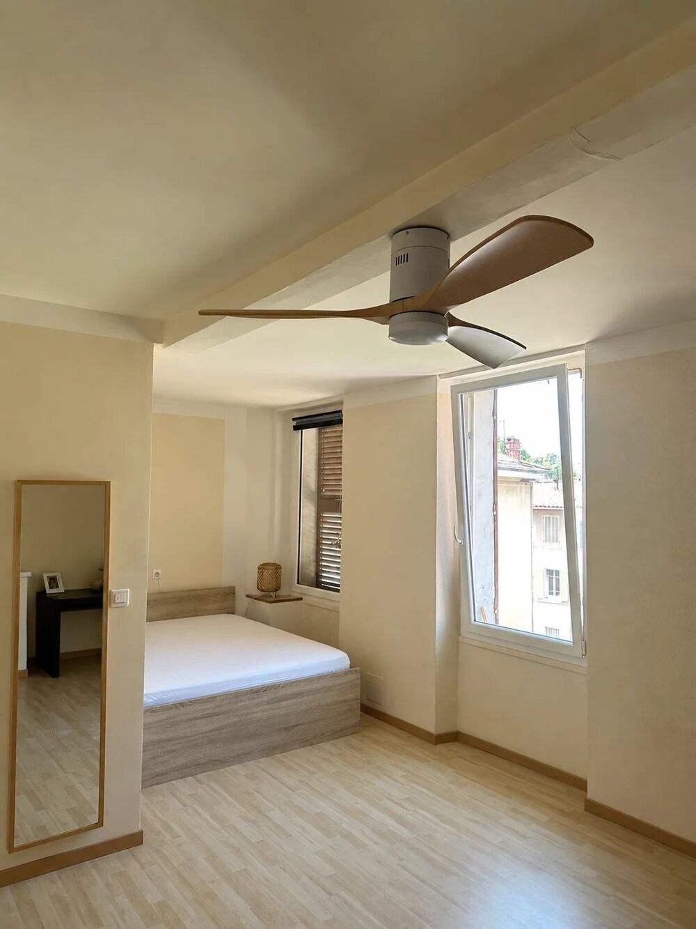 Location Appartement Toulon proche centre grand T2 bis Toulon