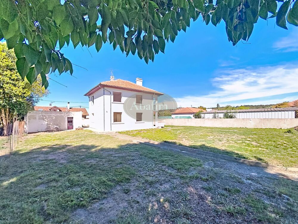 Vente Maison Maison de ville 7 pièces avec jardin, à Semeac Séméac