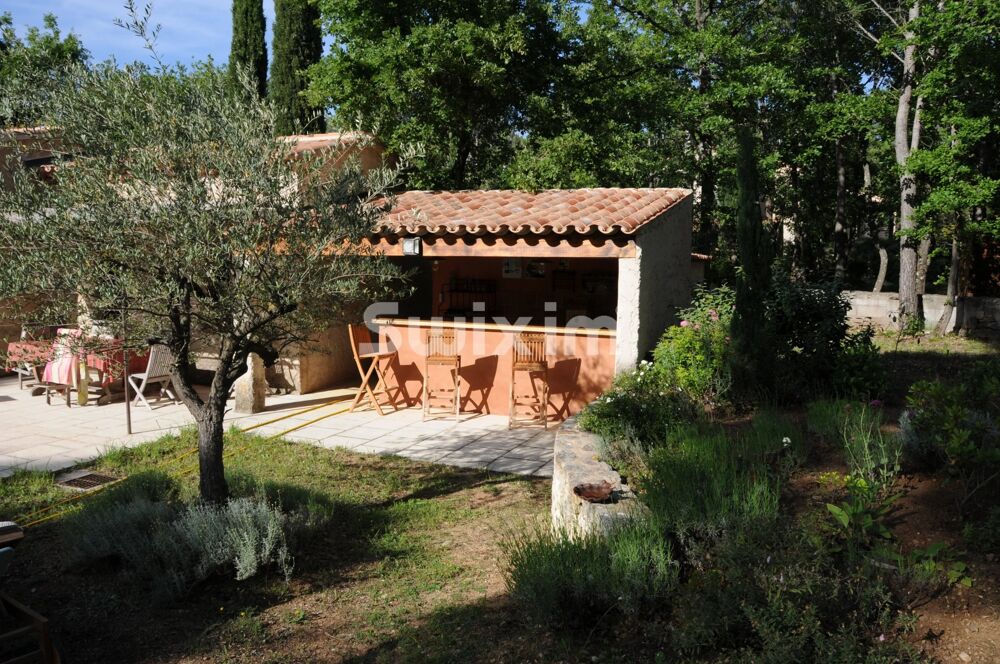 Vente Maison Villa Provençale avec Piscine. Ménerbes