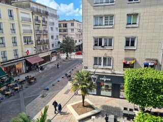  Immeuble  vendre 15 + pices 550 m