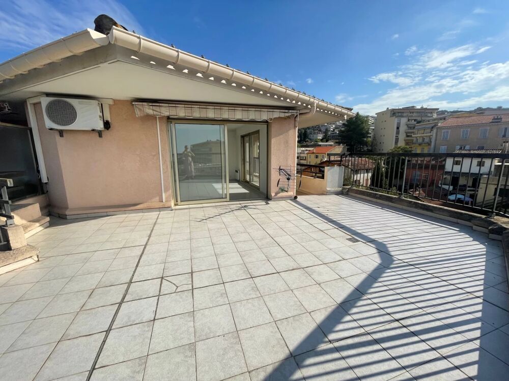 Location Appartement F4 AVEC TERRASSE DE 61 M2 CAVE ET GARAGE Le cannet