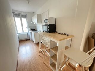  Appartement à louer 1 pièce 24 m²