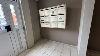  Immeuble à vendre 15 + pièces 1177 m²