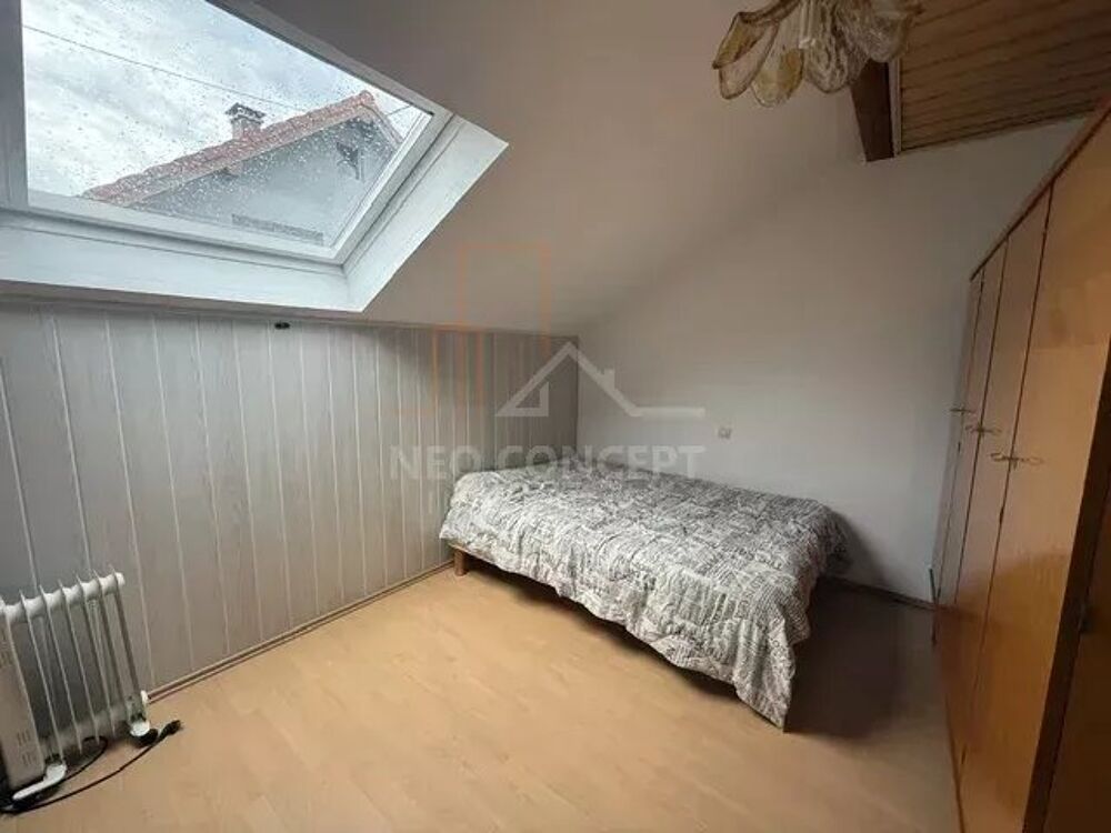 F2 entièrement meublé avec terrasse couverte
