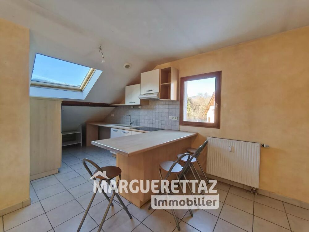 T3 mansardé dans petite copropriété