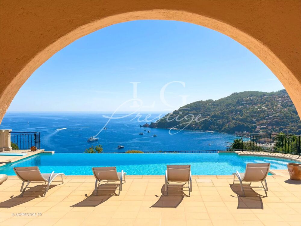 SUPERBE VILLA PROVENCALE AVEC VUE MER PANORAMIQUE