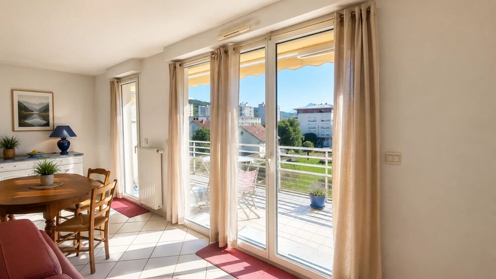 Vente Appartement Echirolles- Appartement T4 de 93m2 au dernier étage Échirolles