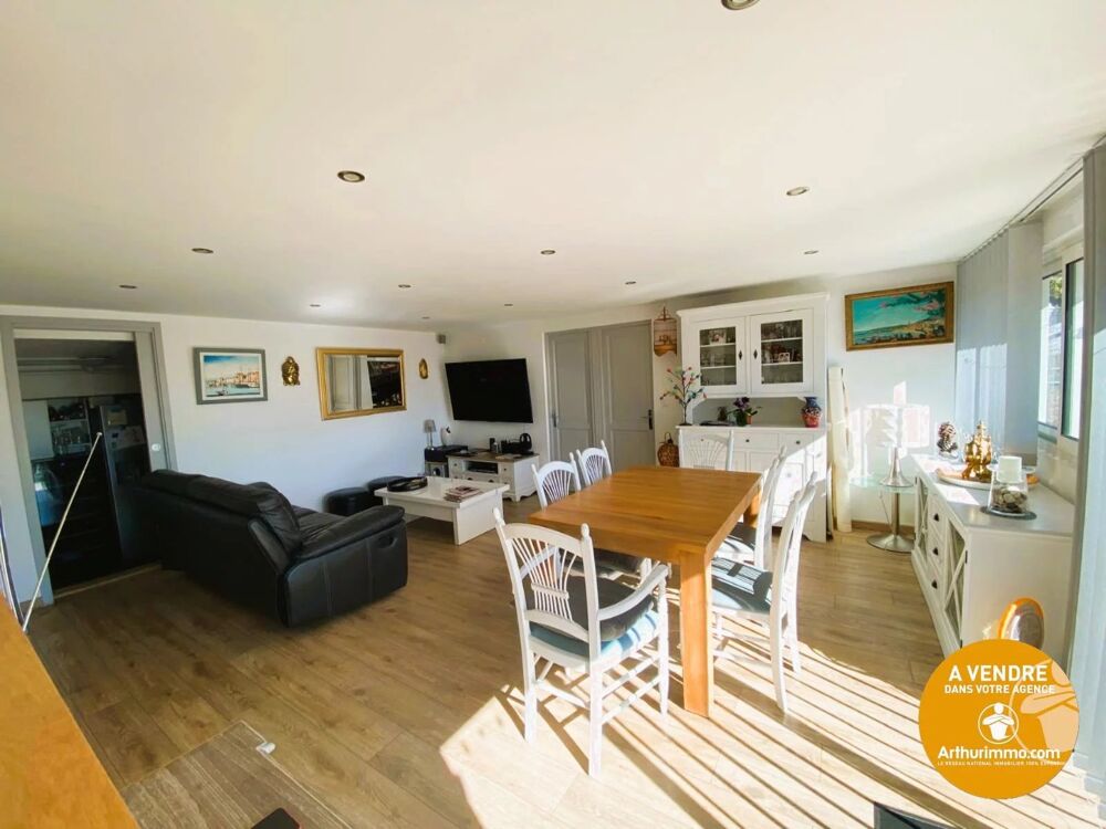 Vente Maison Charmante maisonnette sur 300 m² de terrain à Bormes-les-Mimosas Bormes-les-mimosas