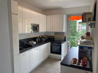  Appartement  vendre 5 pices 141 m