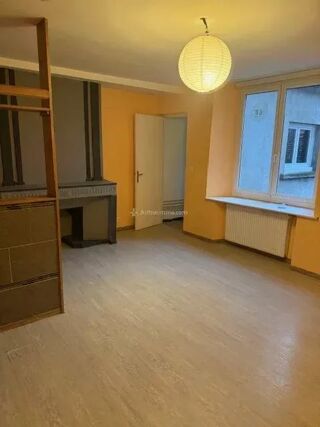  Appartement à louer 3 pièces 61 m²
