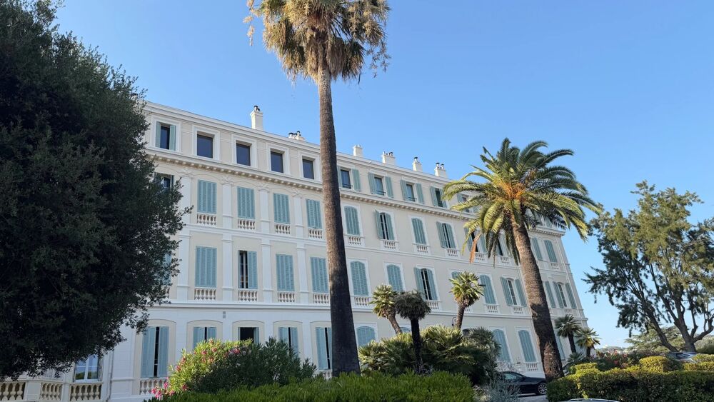 Vente Appartement MAGNIFIQUE  APPARTEMENT 4 PIECES A CANNES Cannes