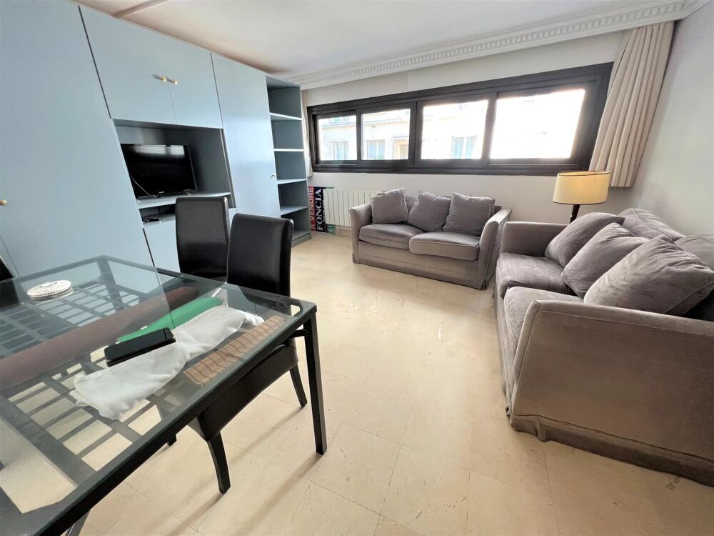 Location Appartement Appartement 2 pièces meublé 42.65m² Buttes Chaumont Paris 19