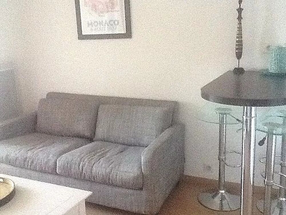 Location Appartement F1bis de 35m² au dernier étage avec parking Antibes