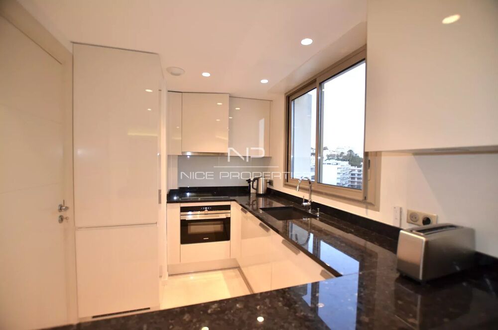 Vente Appartement Cannes, 4 pièces avec vue mer sur la Croisette Cannes