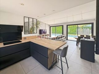  Maison  vendre 6 pices 175 m