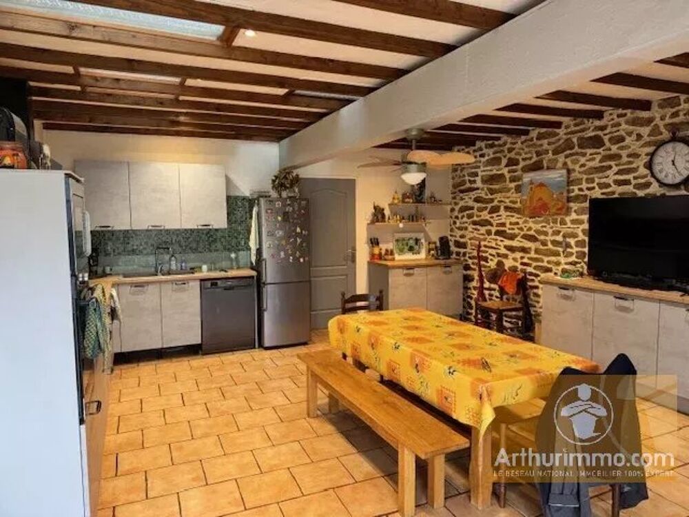 Vente Maison Maison  220 m²  env avec terrain attenant Réquista